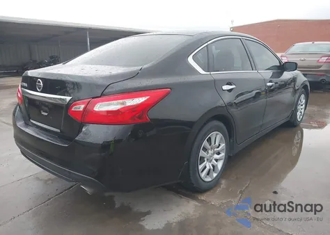2017 Nissan Altima 2.5 z USA, uszkodzony, nr VIN 1N4AL3AP8HN351882